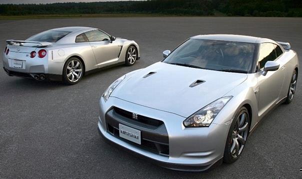 Nissan GT-R